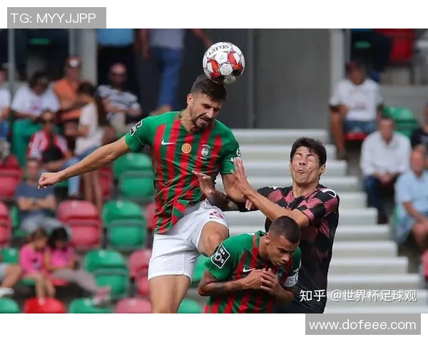 足球明星私生活大揭秘绯闻视频曝光引发热议与争议