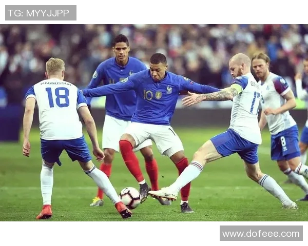 最多红牌的足球明星是谁揭秘他们的争议与激情瞬间